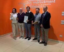 Il giorno 13.04.2023 il Dott. Filippini ha tenuto un corso sulla nuova tecnologia laser ed elettromagnetica ad un gruppo di 15 Ginecologi Brasiliani presso il Deka Academy di Firenze