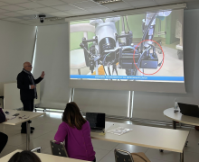 Le immagini della giornata di Formazione ed Aggiornamento teorico-pratica (“3 GYN LAB SURGICAL”) sulla chirurgia colposcopica laser CO2 scanner assistita e sul trattamento funzionale del basso tratto genitale inferiore (Laser CO2 e TOP FMS), con prove pratiche di chirurgia colposcopica scanner assistita su simulatori, svoltasi il giorno 14.02.2025 presso il Deka Academy di Firenze, e rivolto ad un gruppo di colleghi Ginecologi provenienti da Calabria, Lazio, Campania e Sicilia.