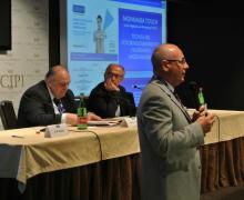 Report of Dr. Maurizio Filippini on MonnaLisa Touch technique  at Work Shop organized in Bari, HOTEL PARK OF PRINCIPLES Conference room, Saturday, June 14, 2014