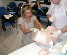 17.05.2009 Alcuni momenti del corso teorico-pratico sull'utilizzo della ventosa ostetrica da parte del Prof. Aldo Vacca in caso di emergenza in sala parto