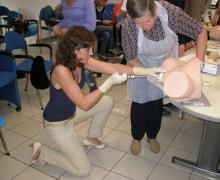 17.05.2009 Alcuni momenti del corso teorico-pratico sull'utilizzo della ventosa ostetrica da parte del Prof. Aldo Vacca in caso di emergenza in sala parto