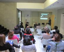 28.11.2015 Relazione del Dott. Maurizio Filippini presso il Centro G2 di Catania con una relazione su Atrofia vaginale: basta un touch